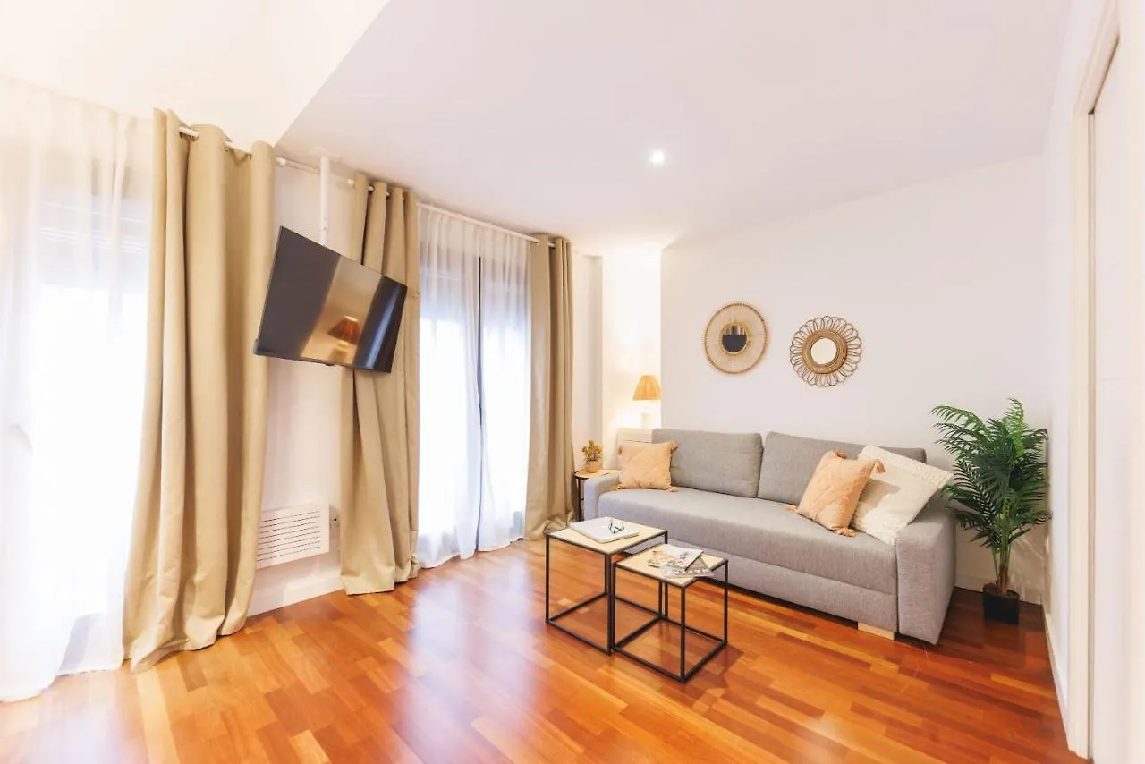 Bravissimo Placa Catalunya 2-2, Duplex Apartment Girona